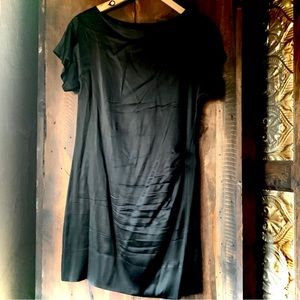 🆕 Silky shift dress ❤️